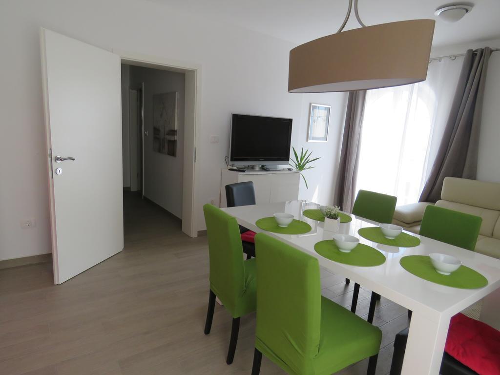 ורסאר Apartments Villa Urbajs חדר תמונה