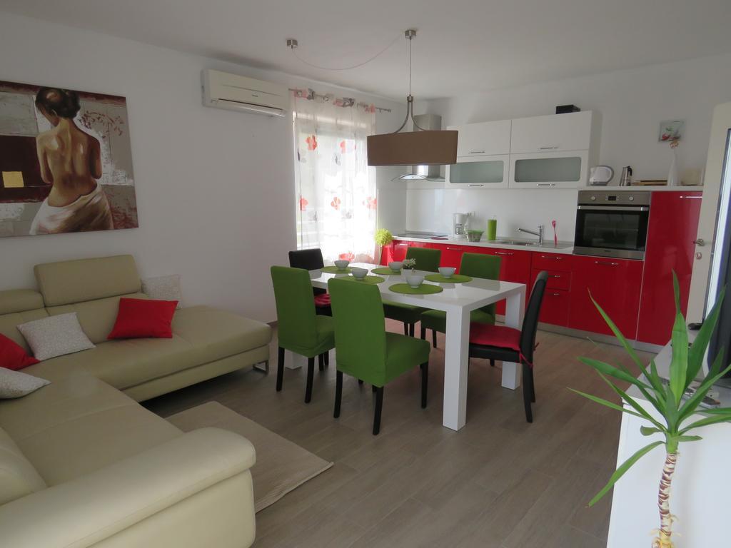 ורסאר Apartments Villa Urbajs חדר תמונה