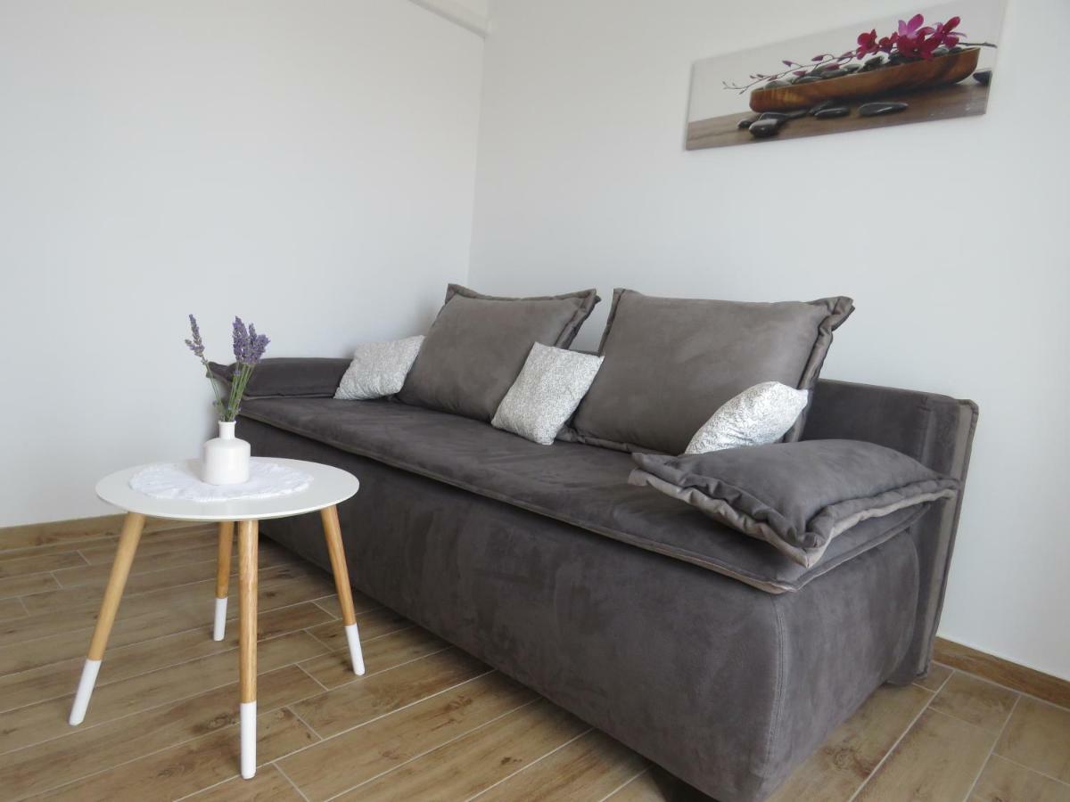 ורסאר Apartments Villa Urbajs מראה חיצוני תמונה