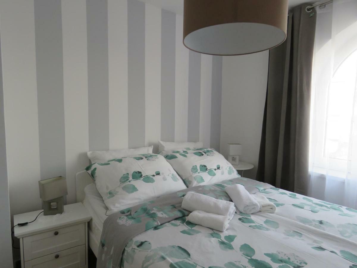 ורסאר Apartments Villa Urbajs מראה חיצוני תמונה